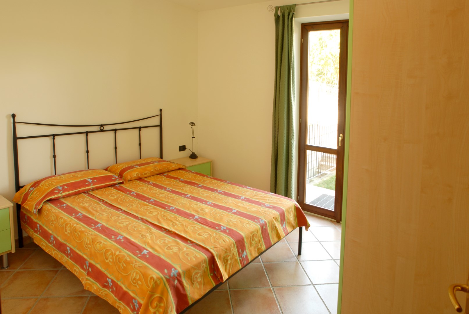 Camera da letto con balcone